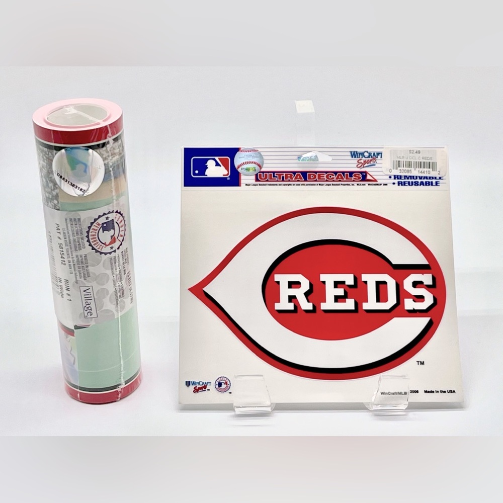 NEW Village Licensed MLB Cincinnati Reds Wall Border and Wincraft Logo D…